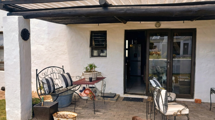 3 Bedroom Property for Sale in Struisbaai Western Cape